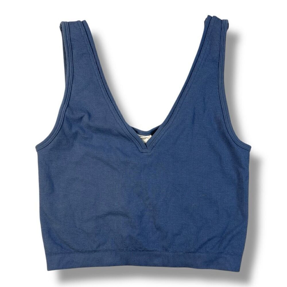 Fabletics Blue Cloud Seamless V-Neck Crop Tank Top Size Medium